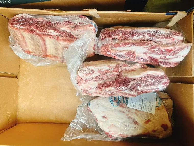 BORTHWICKS · Bone-in short ribs · Carton