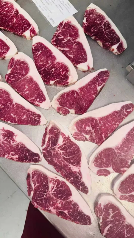 V&V WALSH · Striploin · Actual cut face